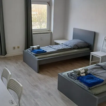 Lumini Uhlandstrasse 17