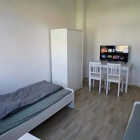 Lumini Uhlandstrasse 17 Apartment